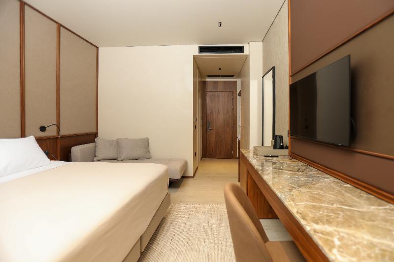 Sol Boutique Hotel image