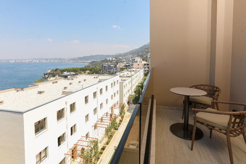 Sol Boutique Hotel image