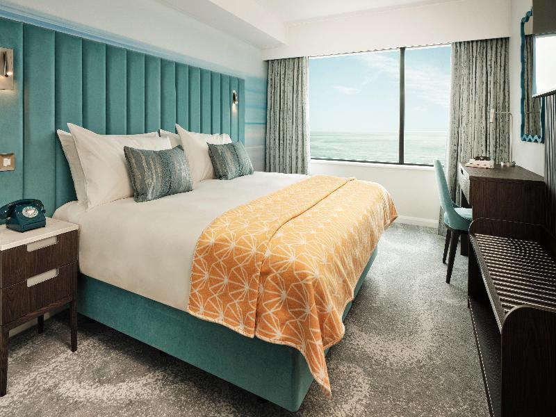 Hotel Indigo Torquay image