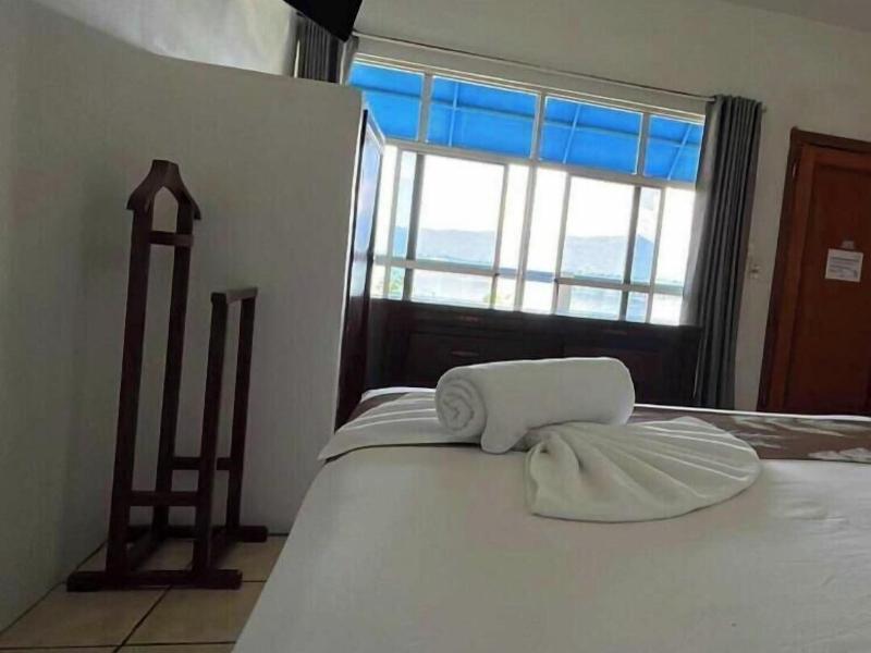 Hotel Ameyali Tequesquitengo image
