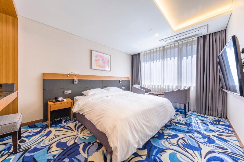 Shinshin Hotel Jeju Airport image