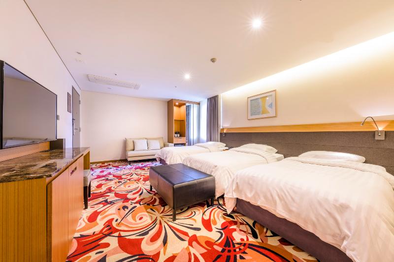 Shinshin Hotel Jeju Airport image
