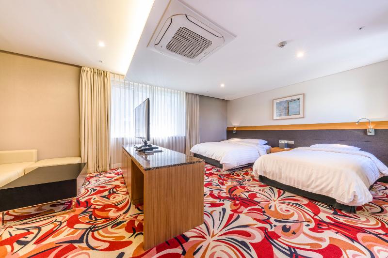 Shinshin Hotel Jeju Airport image