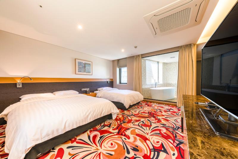 Shinshin Hotel Jeju Airport image