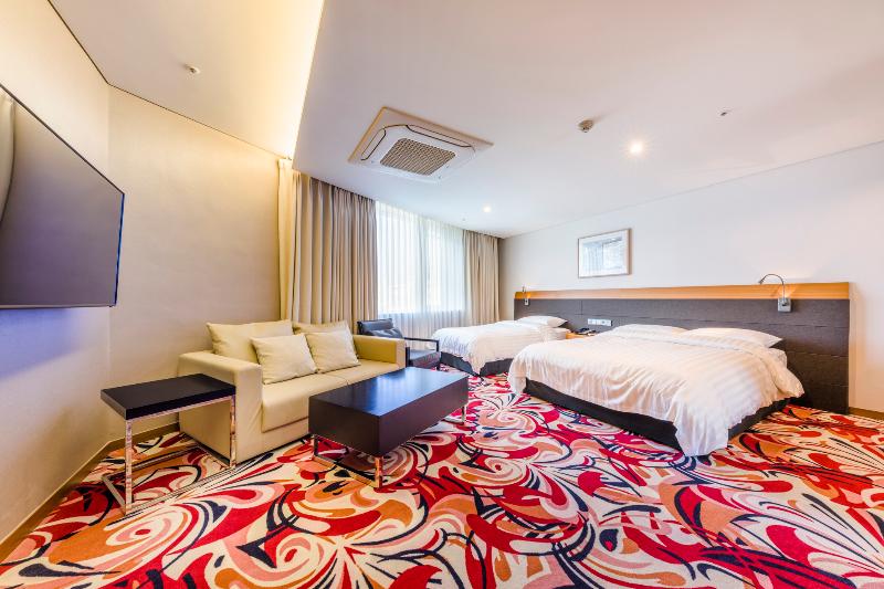 Shinshin Hotel Jeju Airport image