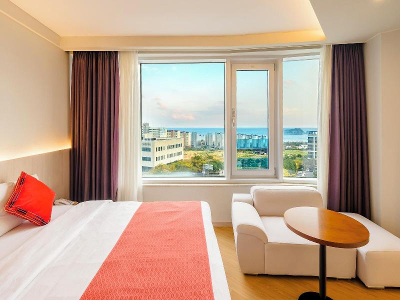 Shinshin Hotel Jeju Worldcup image