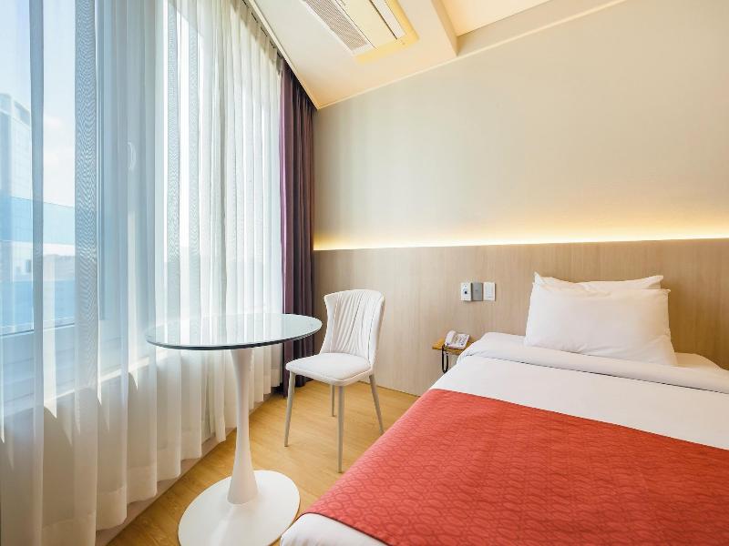 Shinshin Hotel Jeju Worldcup image