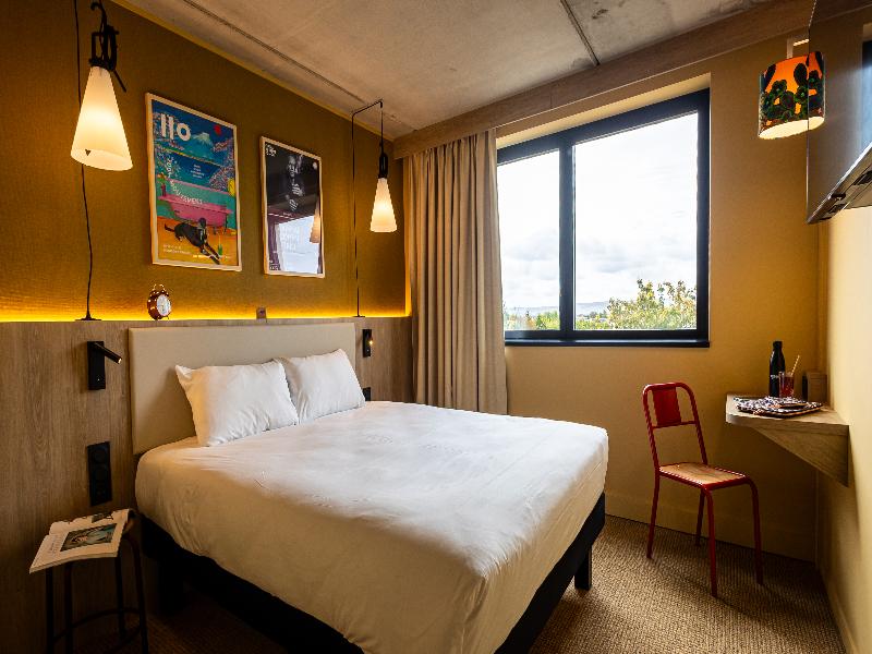 Greet Hotel Reims Tinqueux image