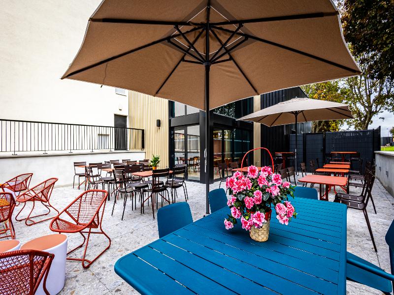 Greet Hotel Reims Tinqueux image