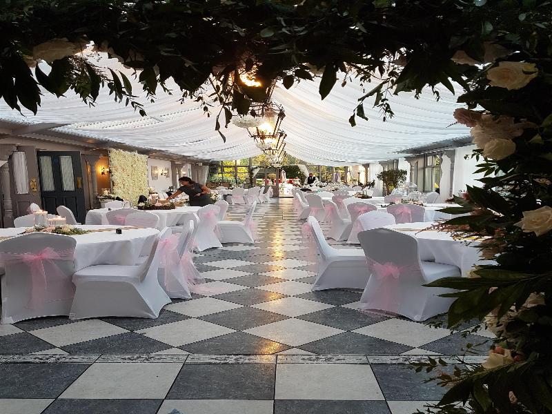 Stanhill Court  image