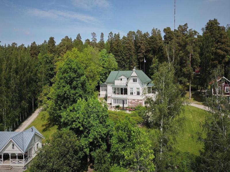 Villa Wolax image