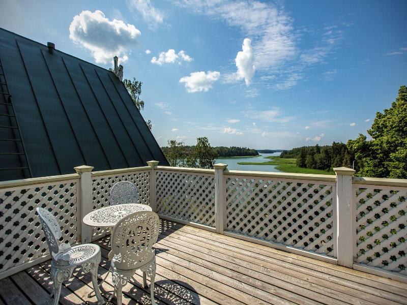 Villa Wolax image