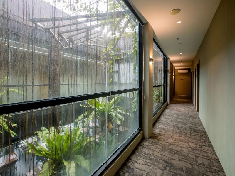 The Henry  Hotel Roost Bacolod image