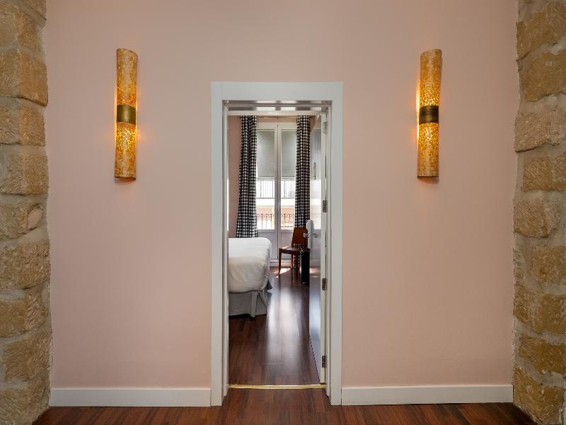 Hotel Carmen Boutique  image