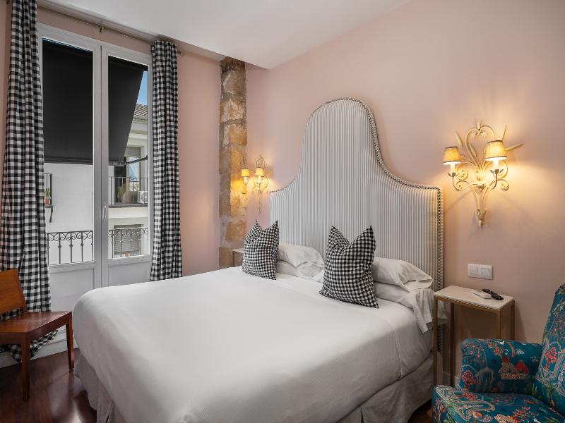 Hotel Carmen Boutique  image