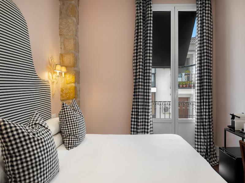 Hotel Carmen Boutique  image