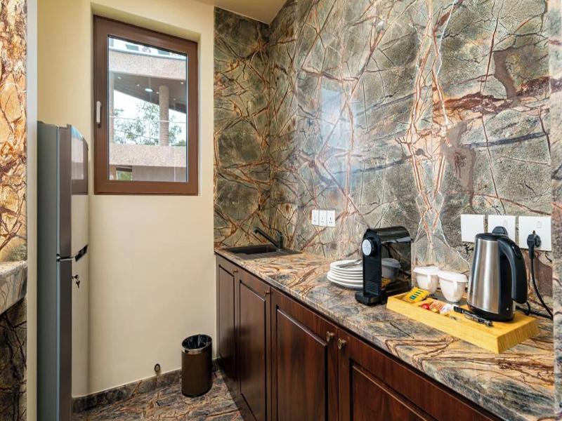 Garden Hill Resort & Spa image