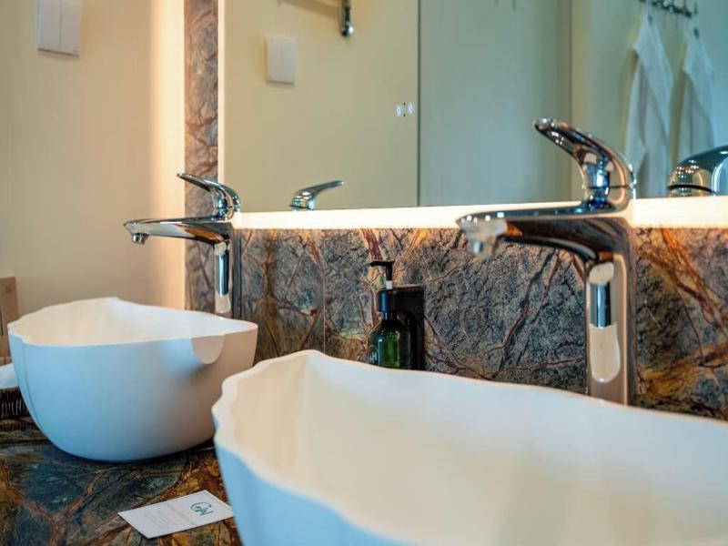 Garden Hill Resort & Spa image