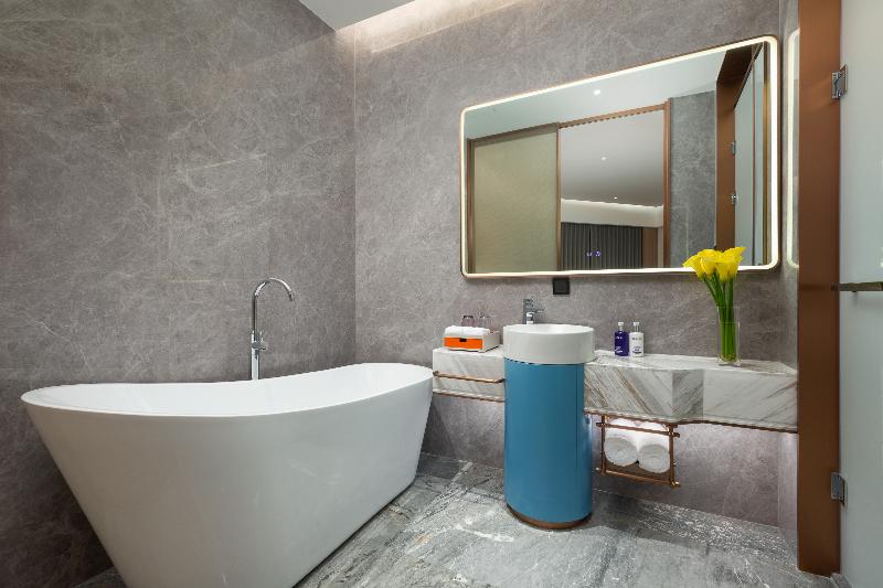 Voco Chengdu Chunxi Road By Ihg