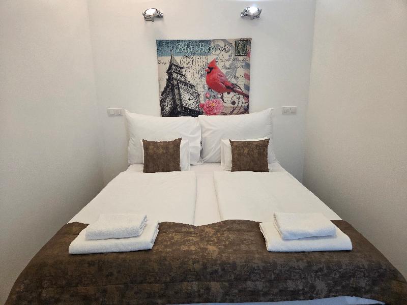 SWU Carrara Apartments image