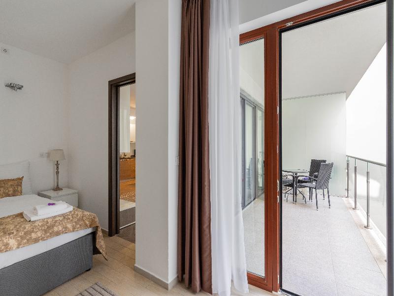 SWU Carrara Apartments image