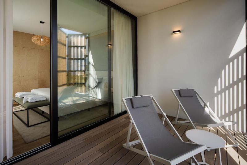 Lusitano Garden Villas image