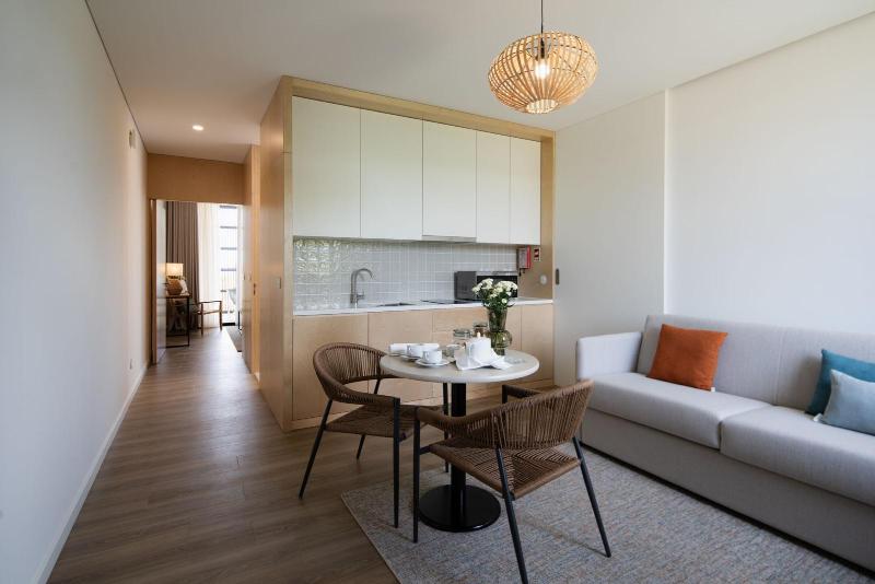 Lusitano Garden Villas image