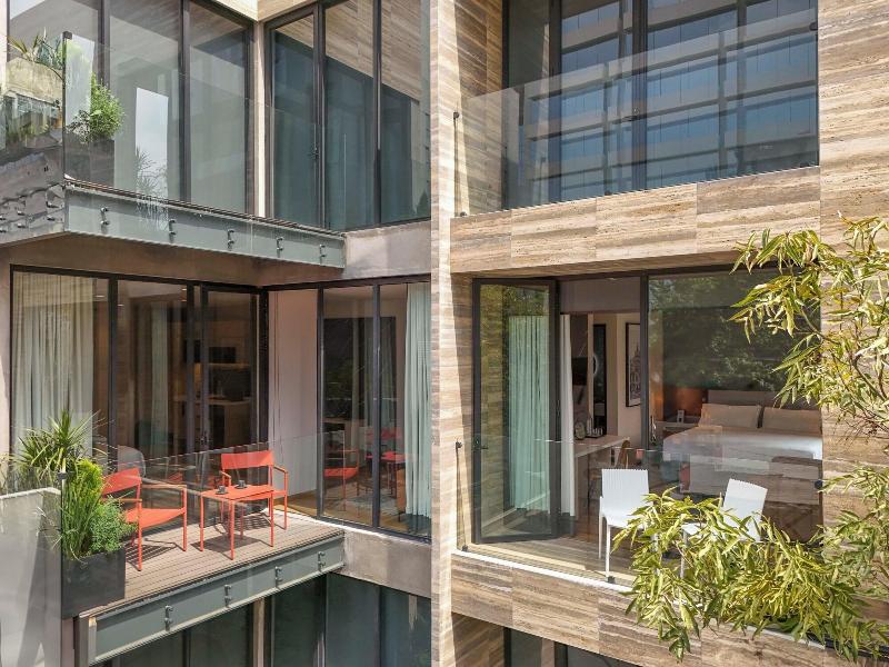 Ubicuo Hotel image