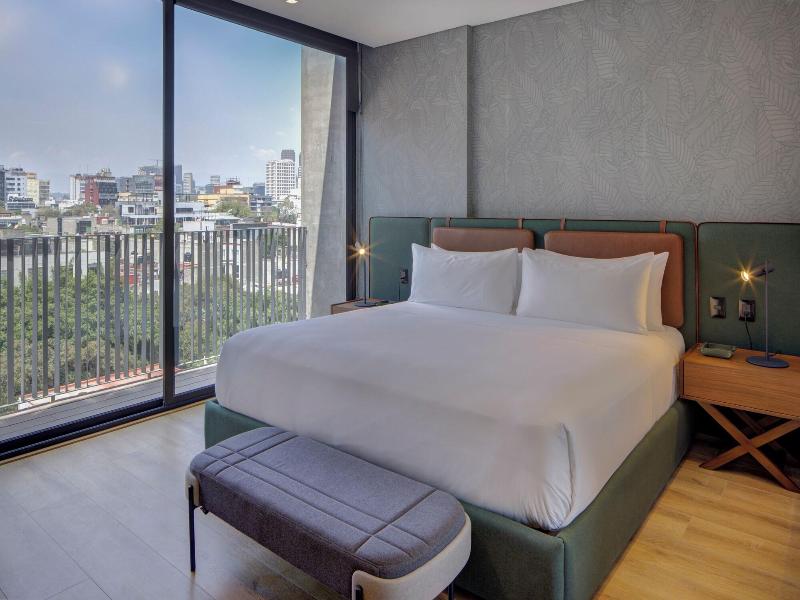 Ubicuo Hotel image