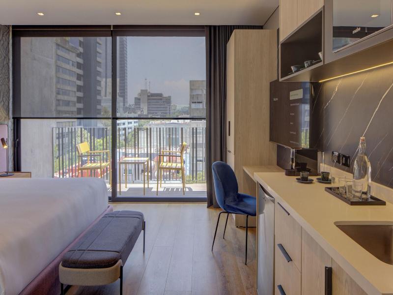 Ubicuo Hotel image