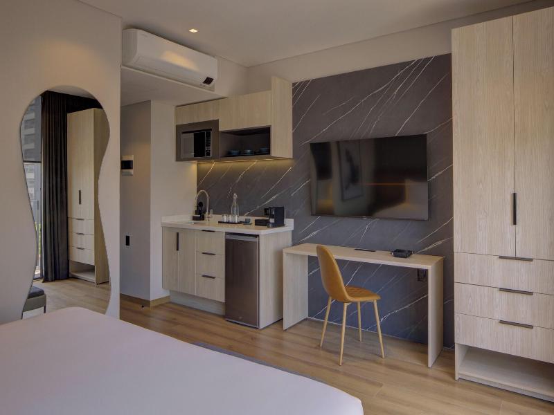 Ubicuo Hotel image