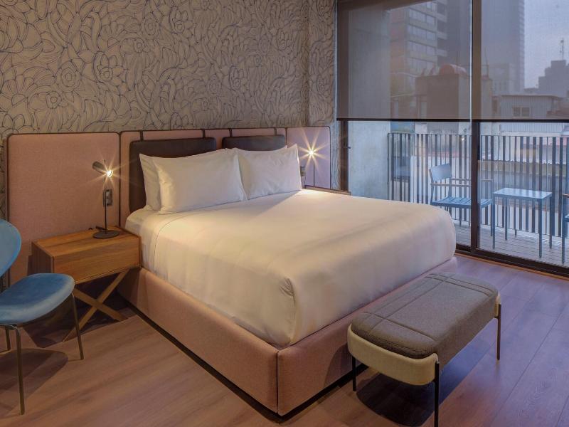Ubicuo Hotel image