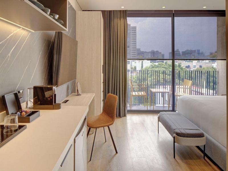 Ubicuo Hotel image