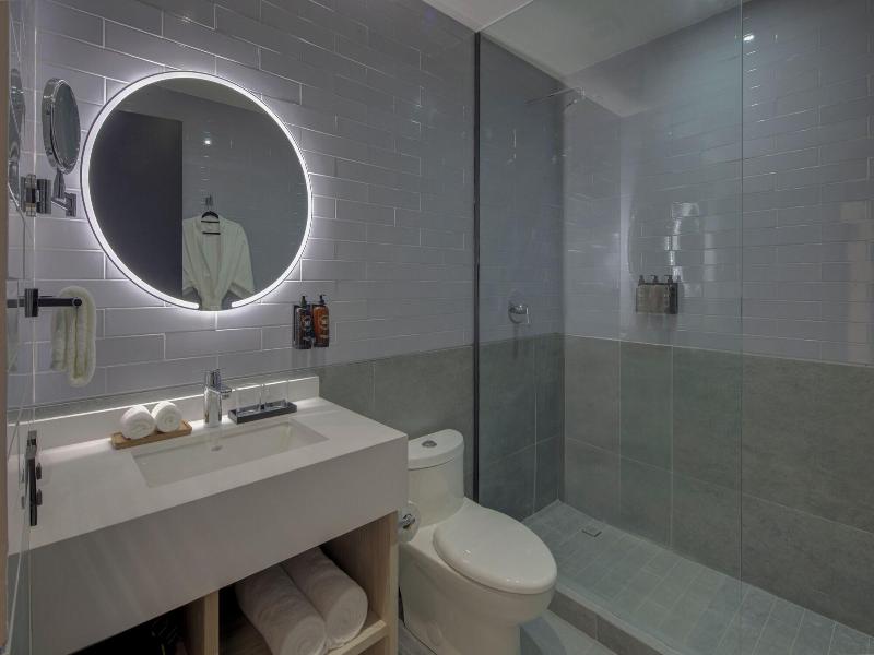 Ubicuo Hotel image