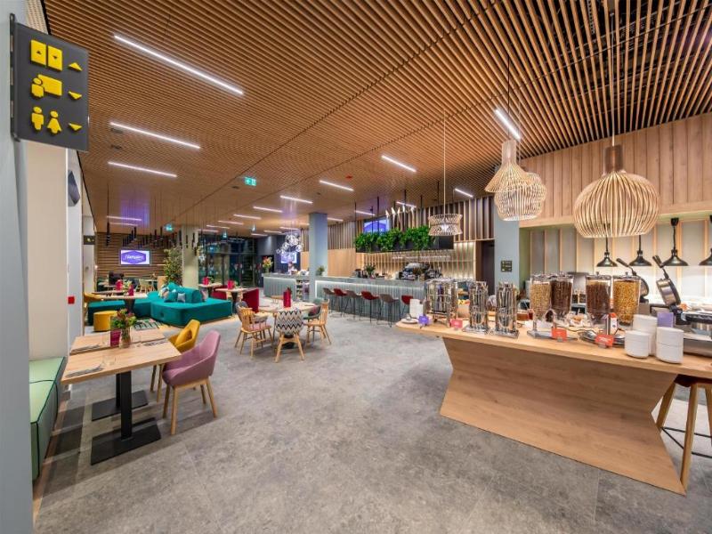 Hampton By Hilton Wroclaw Airport image