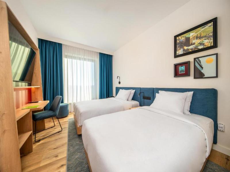 Hampton By Hilton Wroclaw Airport image