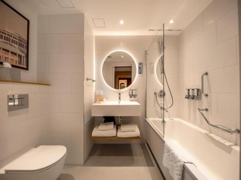 Hampton By Hilton Wroclaw Airport image