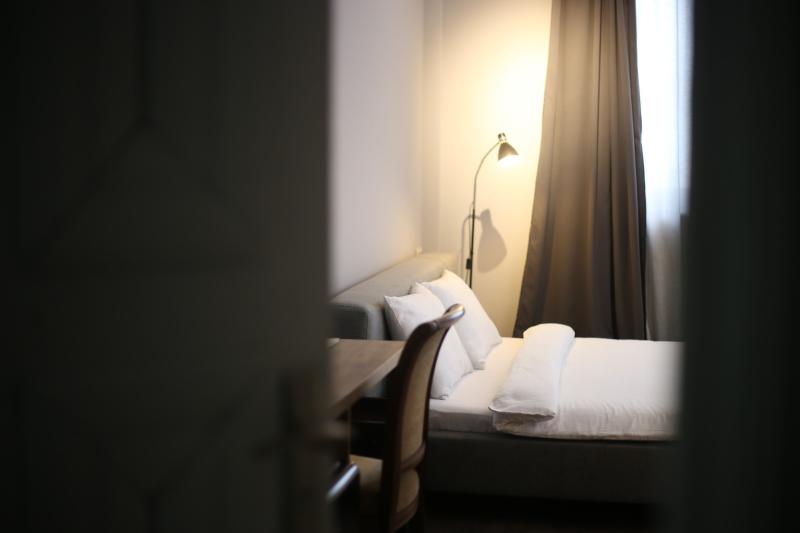 Hotel White House image