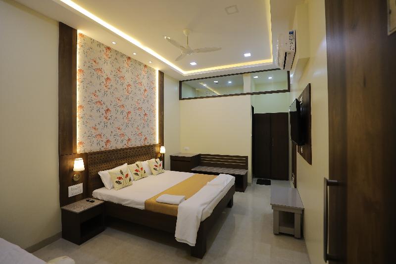 Vl Patil Stays & Banquets image