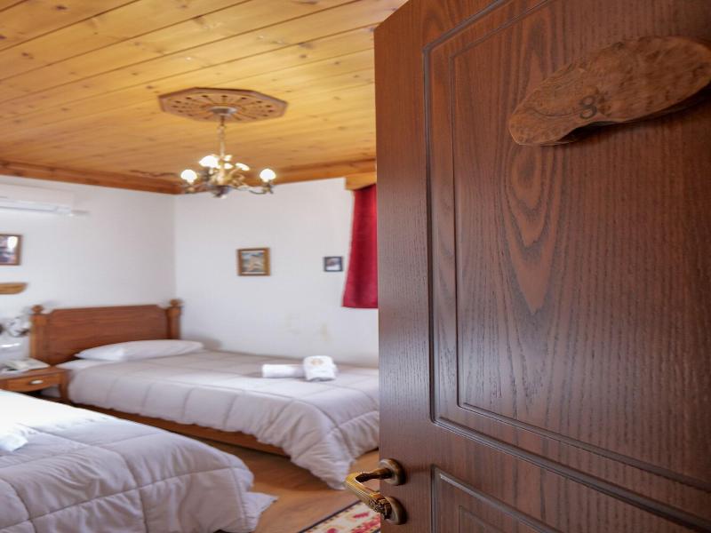 Hotel Bineri image