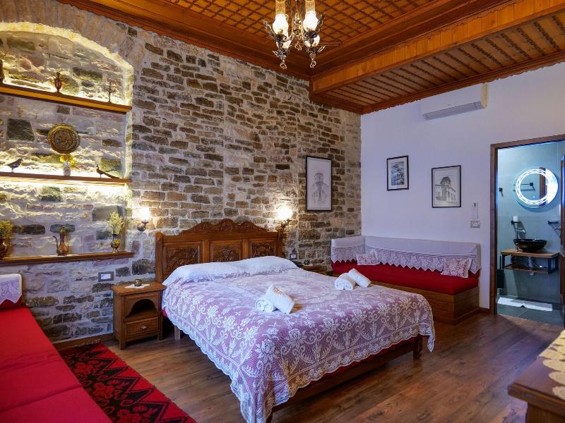 Hotel Bineri image