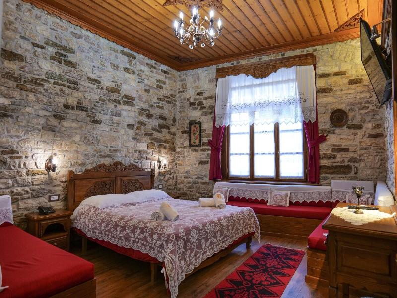 Hotel Bineri image