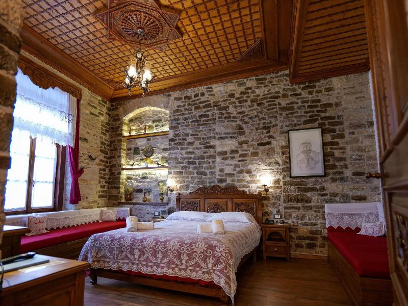 Hotel Bineri image