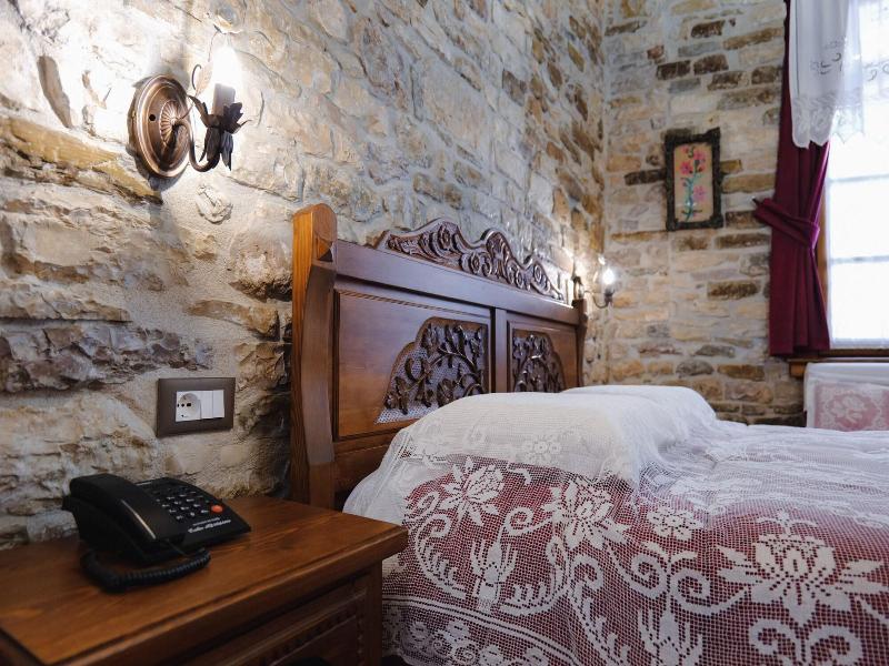 Hotel Bineri image