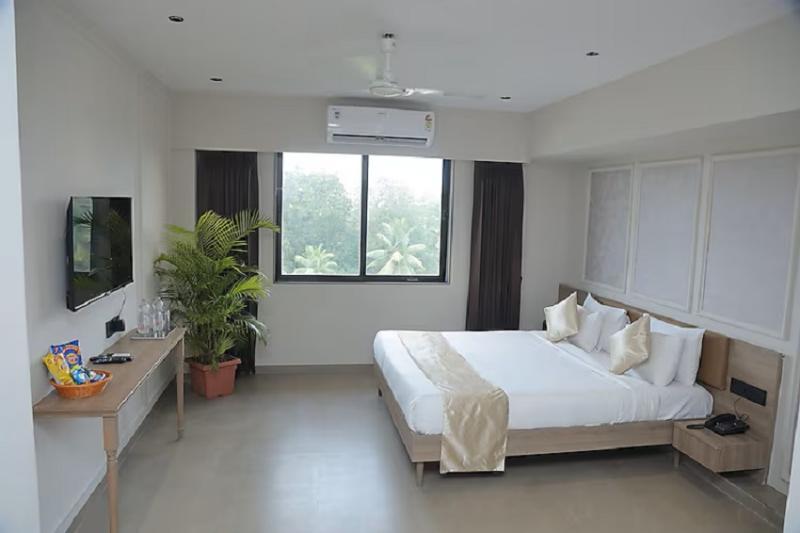 Biznotel By Pride Surat