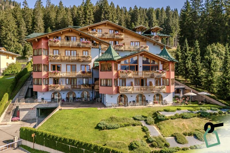 Hotiday Room Collection - Campiglio Pradalago