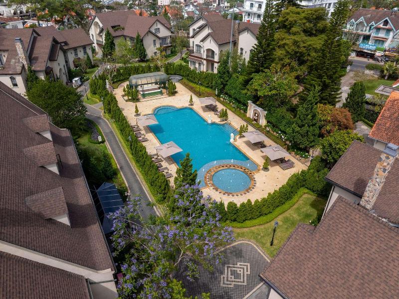 Mercure Dalat Resort image