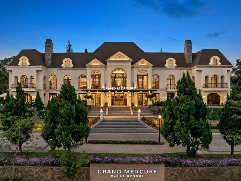 Mercure Dalat Resort image
