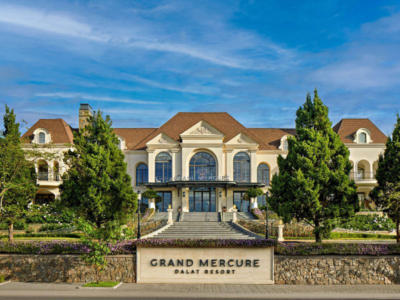Mercure Dalat Resort image