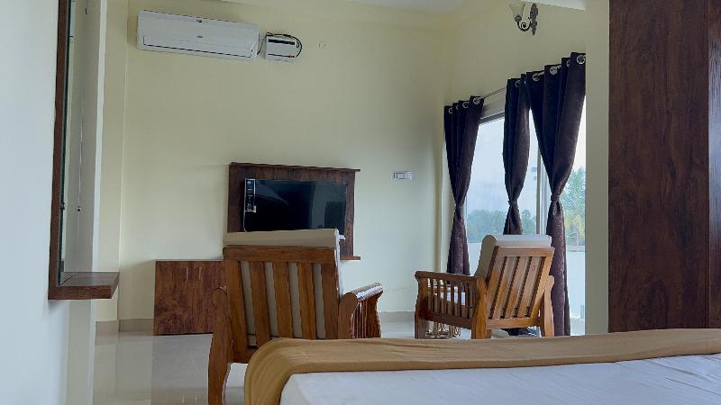 Thavika Gold Mountain Wellness Resort image